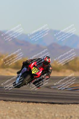 media/Jan-22-2023-CVMA (Sun) [[66d43cdebf]]/Race 17 Amateur Formula Open/